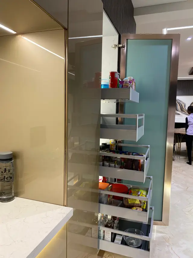 Pantry pull-out system with multiple basket levels